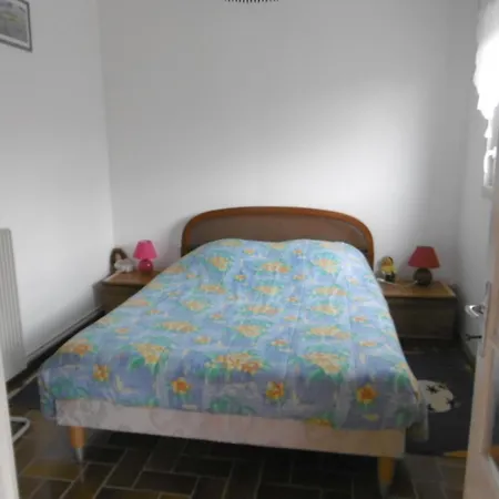 別荘 Maison A Proche Pour 6 Pers., Animaux Admis - Fr-1-823-17