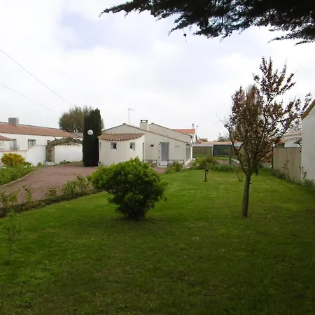 펜션 Maison A Proche Pour 6 Pers., Animaux Admis - Fr-1-823-17 *