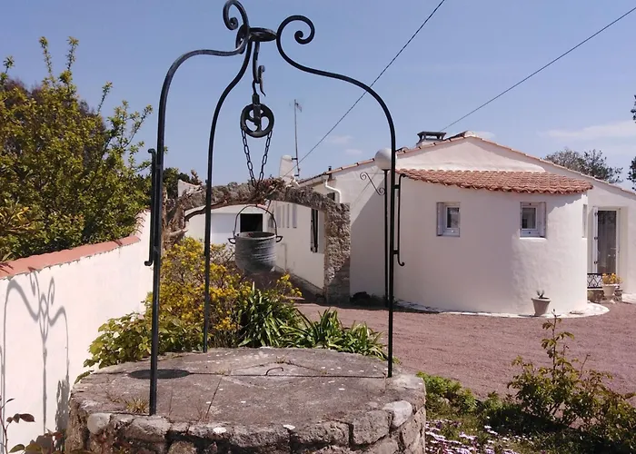 Maison A Proche Pour 6 Pers., Animaux Admis - Fr-1-823-17